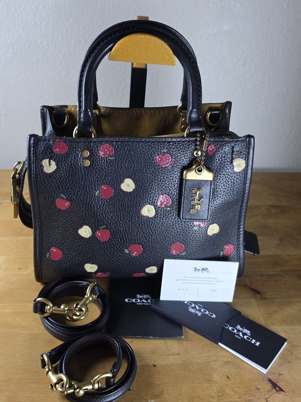 Coach 1941 Rogue 25 76054 Scattered Apple Print Black Limited Rare